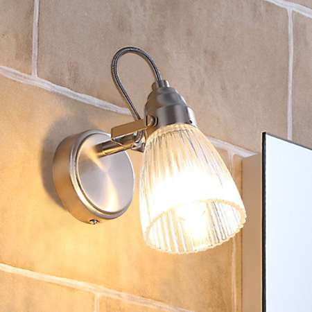 Lindby Kúpeľňové nástenné svietidlo Kara LED 1-pl IP44