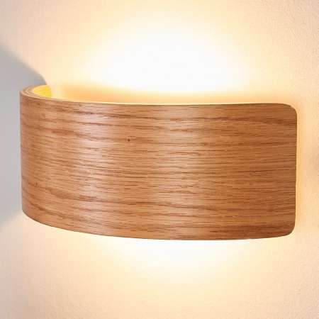Lindby Nástenné LED svietidlo Rafailia 23cm drevo