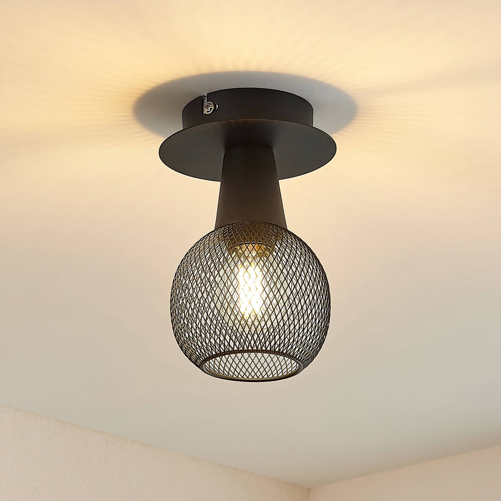 Lindby Lindby Zerda bodové svetlo, tienidlo mriežka, 1-pl