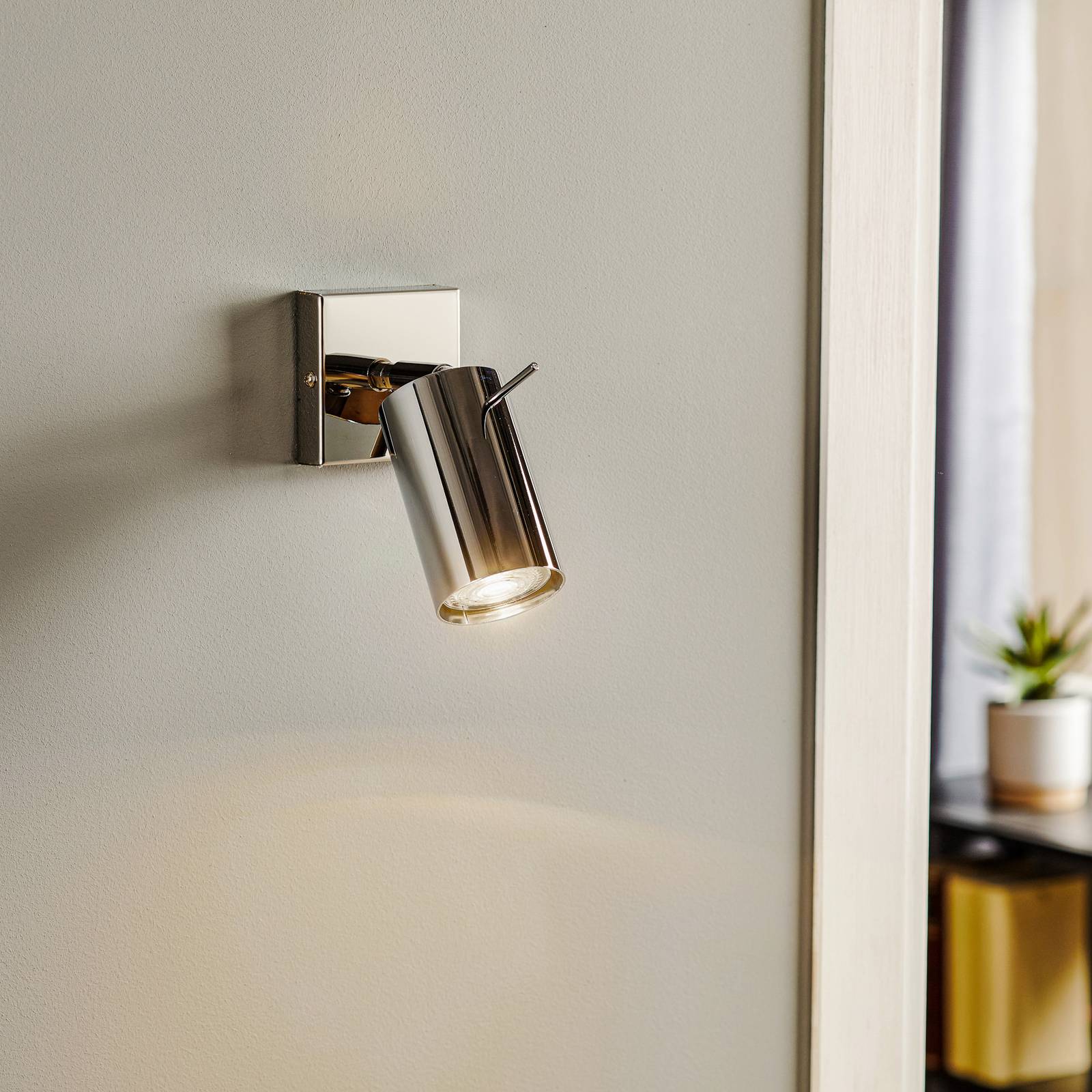 Euluna Nástenné svietidlo Round, chróm, 1-plameňové